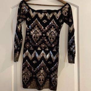 Off the shoulder sequins bodycon